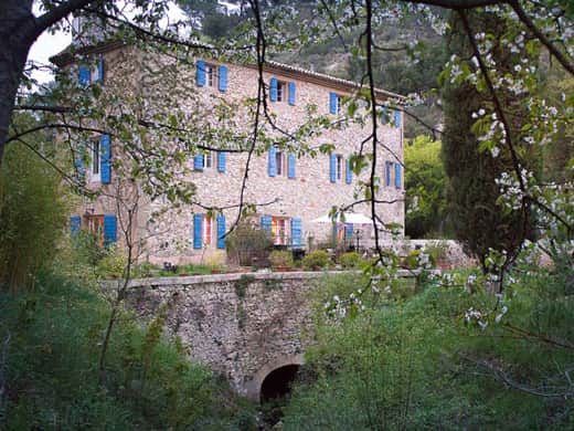 Chambres d'hôtes Luna-Paranque rognes 13840