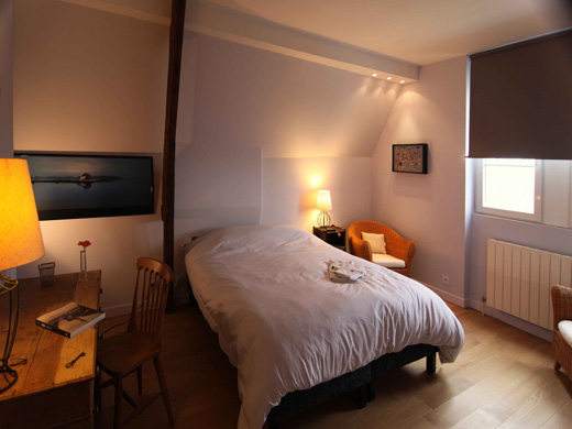 Chambres d'hôtes de charme , Les Tourelles de Thun, meulan en yvelines 78250